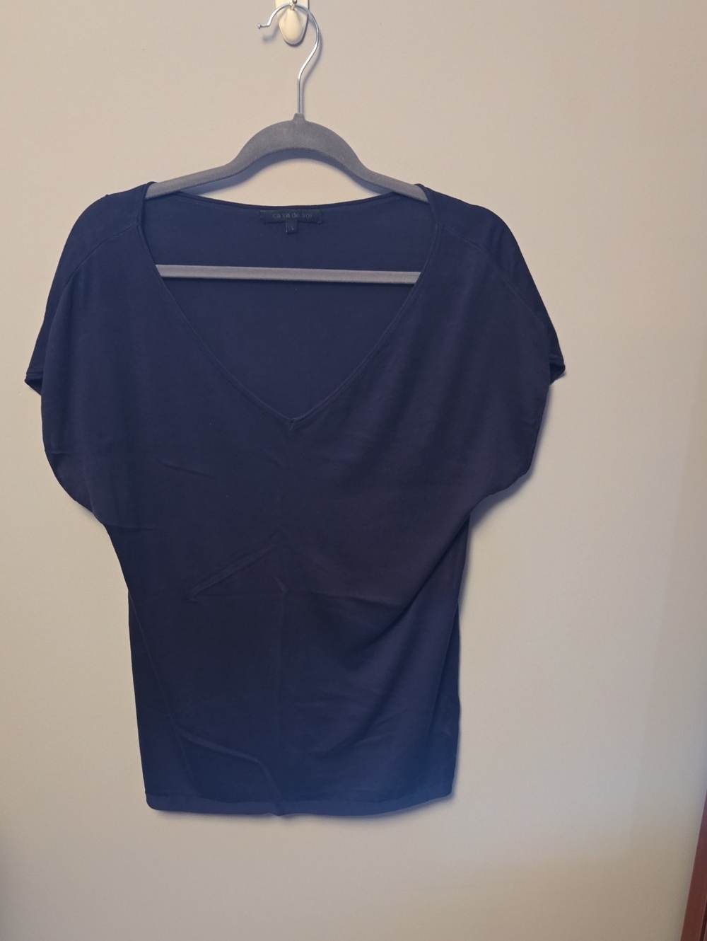 Women's Classic Navy V-Neck Short Sleeve Tee
